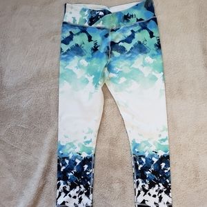 Fabletics Winn Capri Leggings